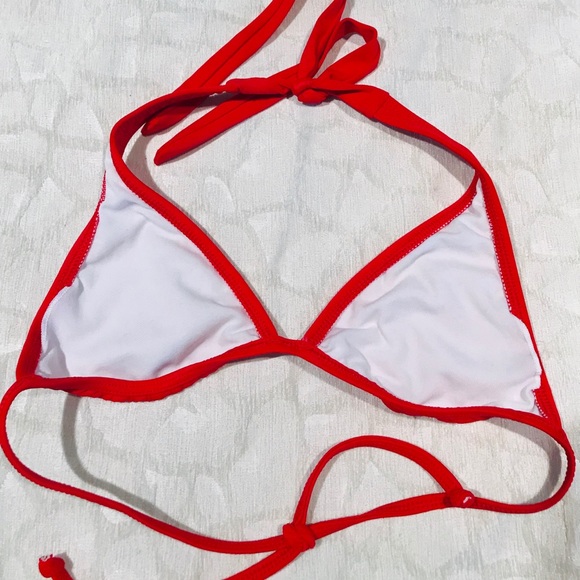 Red Roxy bikini - Picture 6 of 6